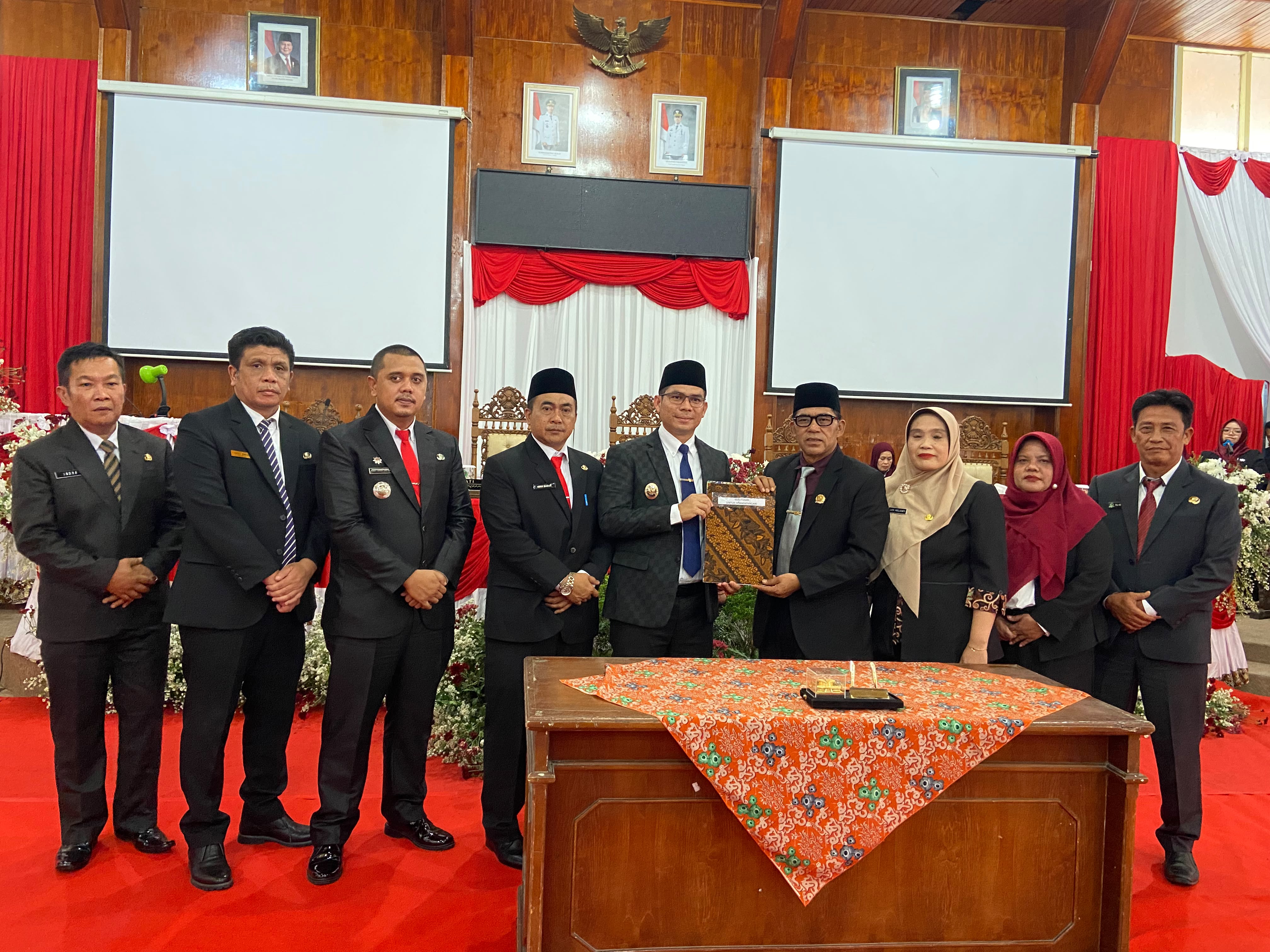 DPRD Rejang Lebong Tetapkan KUPA-PPAS Perubahan APBD 2026, Plt Bupati: Pastikan Anggaran Efektif dan Tepat Sasaran